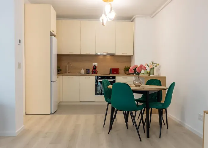 Apartment Joy Forest 44-26 *