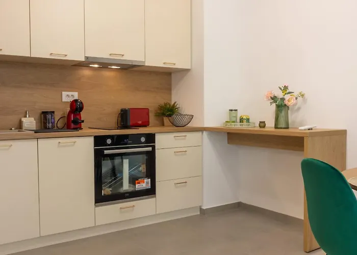 Joy Forest 44-26 Apartment *